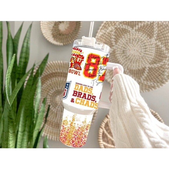 Taylor Swiftie Chiefs 40oz Tumbler - Picture 2 of 4